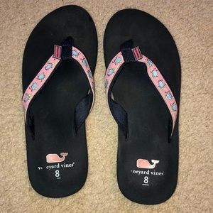 Vineyard Vines sea turtle patterned flip flops